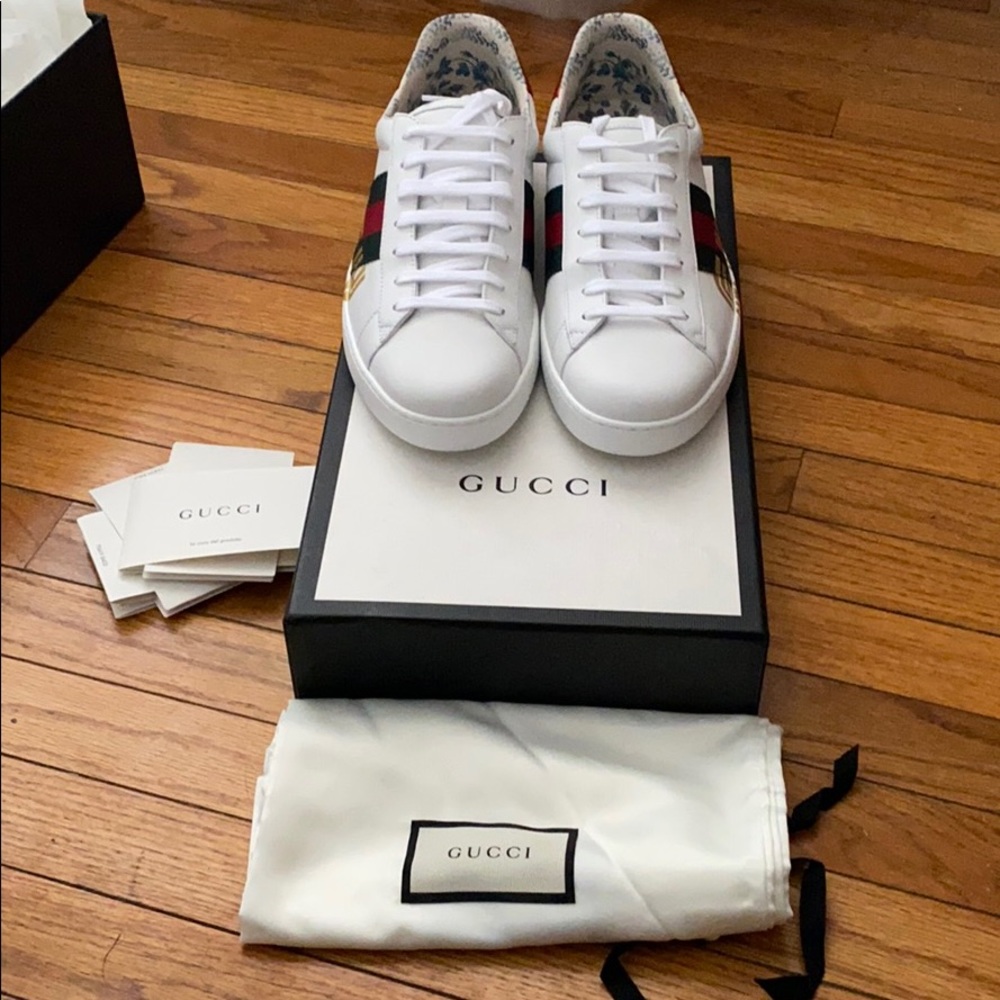 Gucci Ace Sneaker with Guccy print